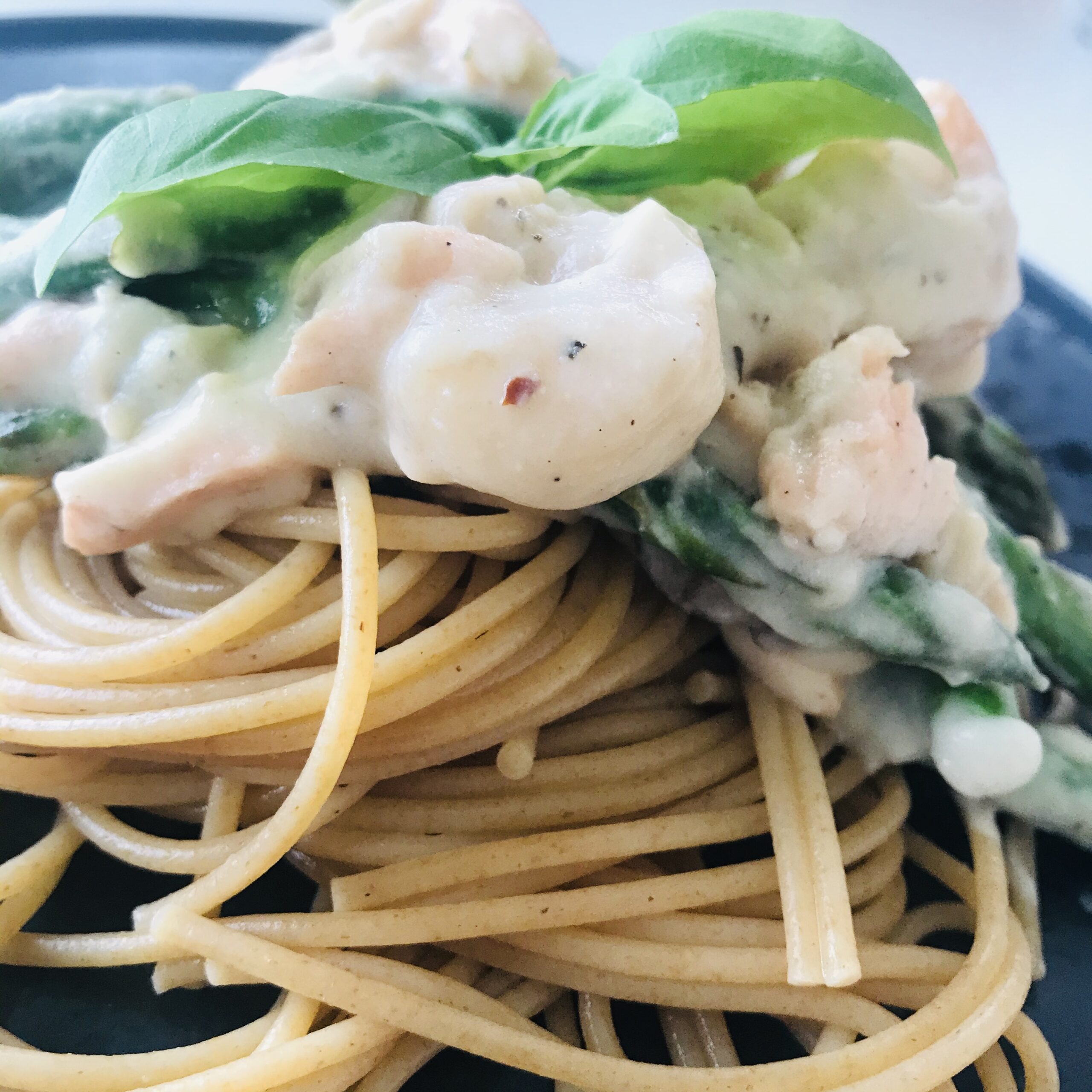 Pasta Alfredo ala spoonforkandpork, med sauce lavet af blomkål og cashew  nødder.. - SpoonFork&Pork